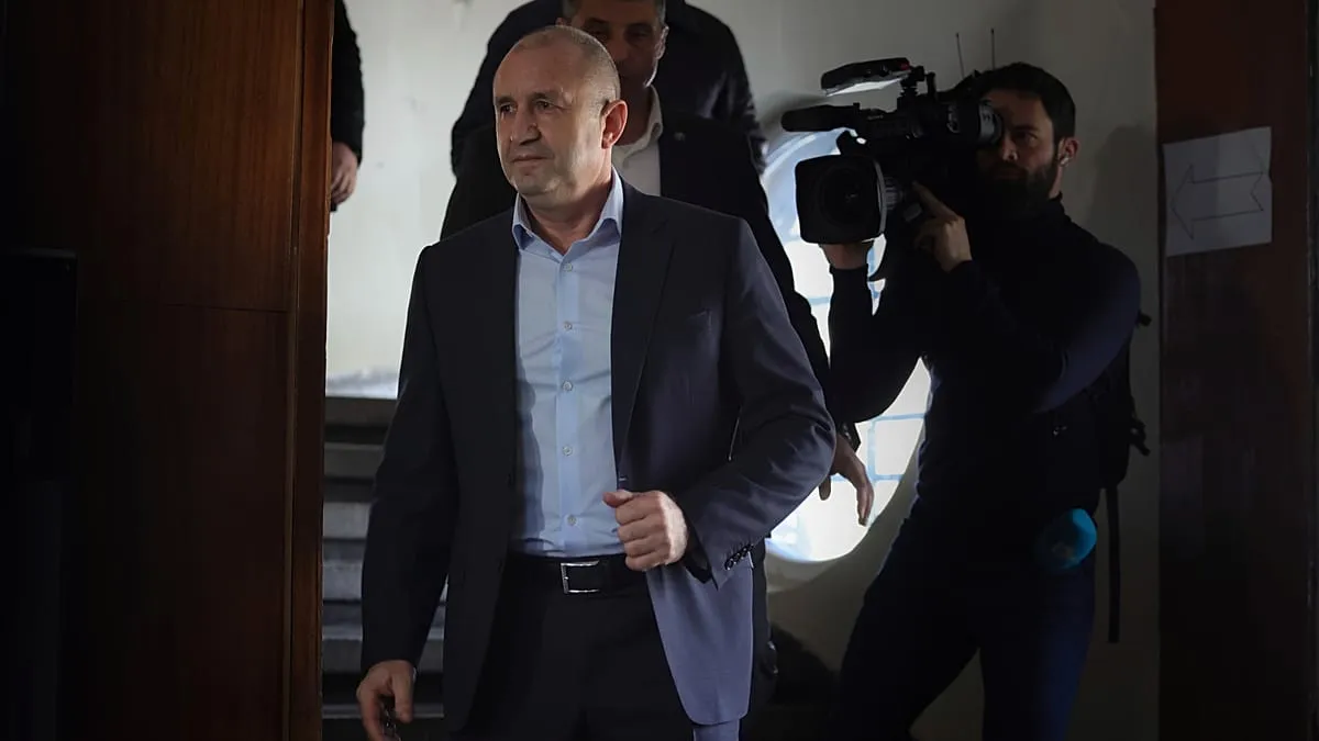 Is Bulgaria about to pull a Hungary? Orbán vibes detected ahead of Sunday's vote