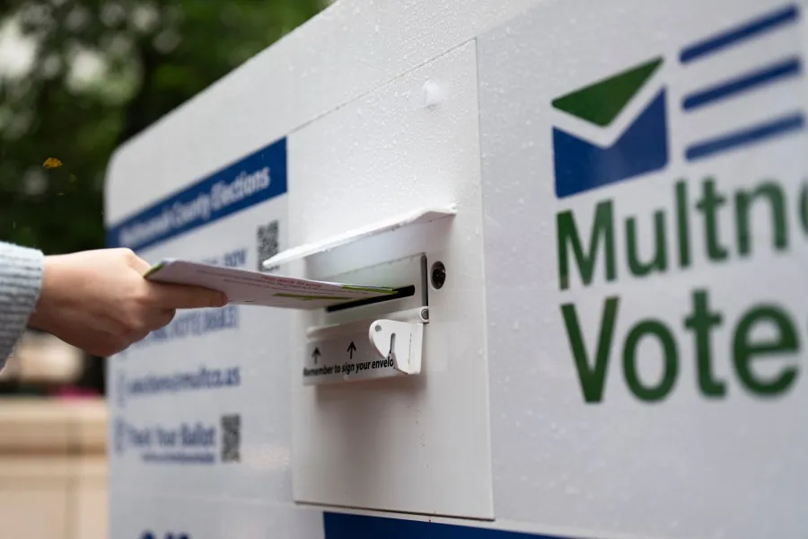 Democrats tell USPS to ghost Trump's mail-in voting executive order