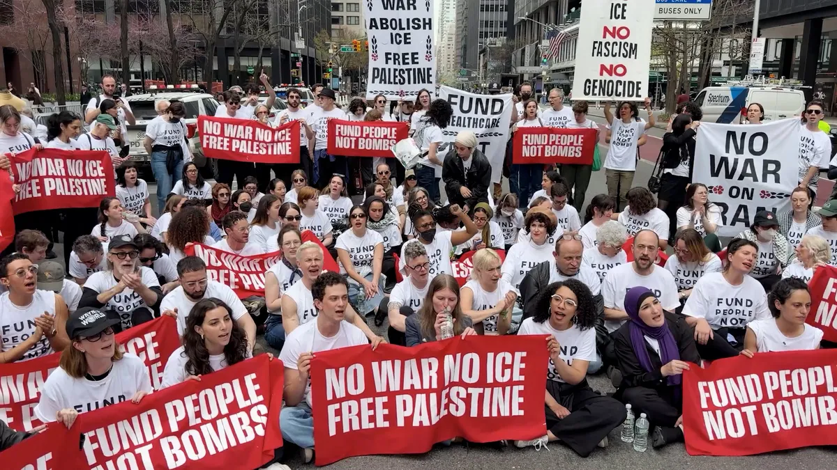 Around 100 anti-war protesters arrested in New York over US arms sales to Israel