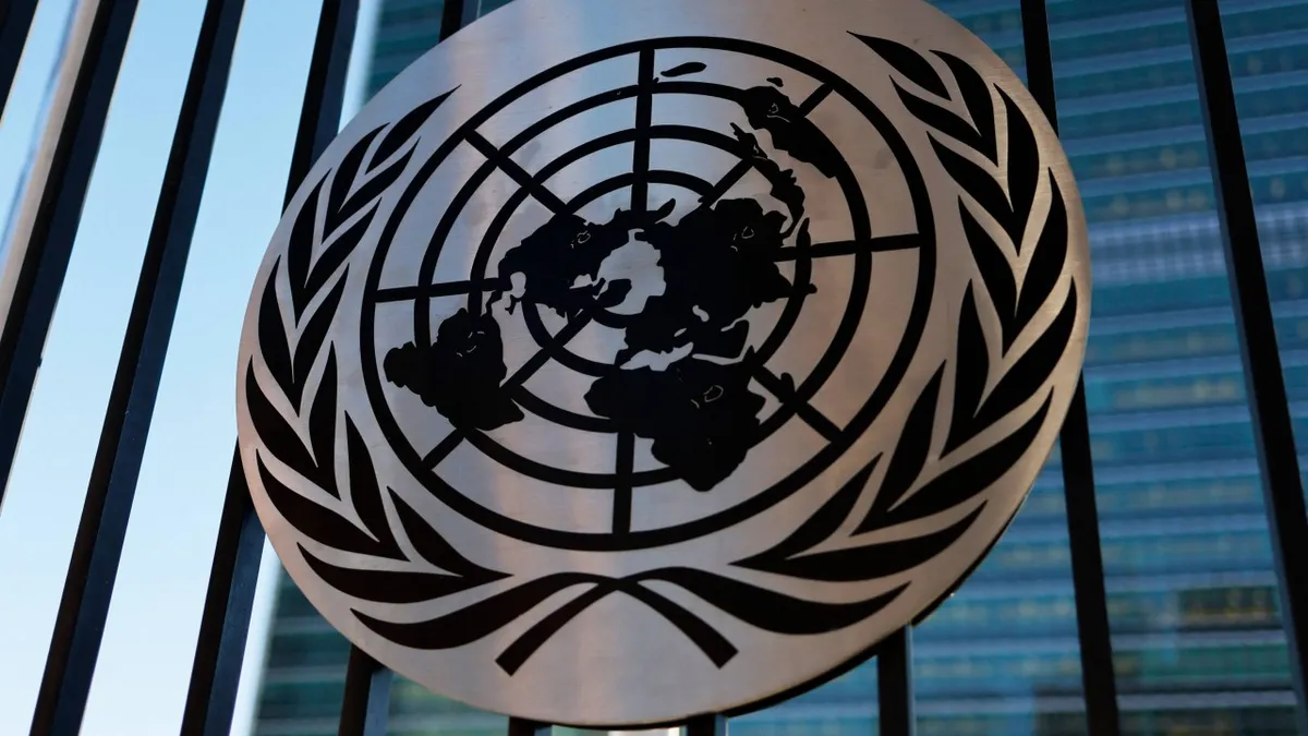 US basically tells the UN: 'we'll pay our tab... but first, about China'