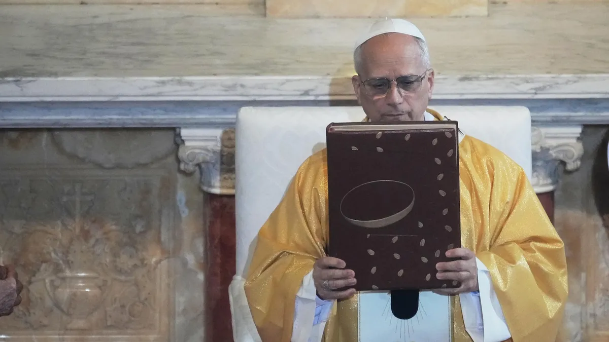 Pope Leo XIV reaffirms peace message as Trump criticism persists