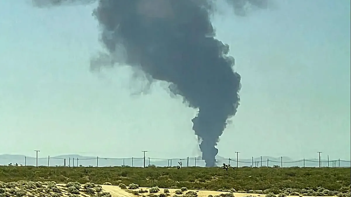 Eight killed as B-52 bomber crashes and burns at Edwards Air Force Base