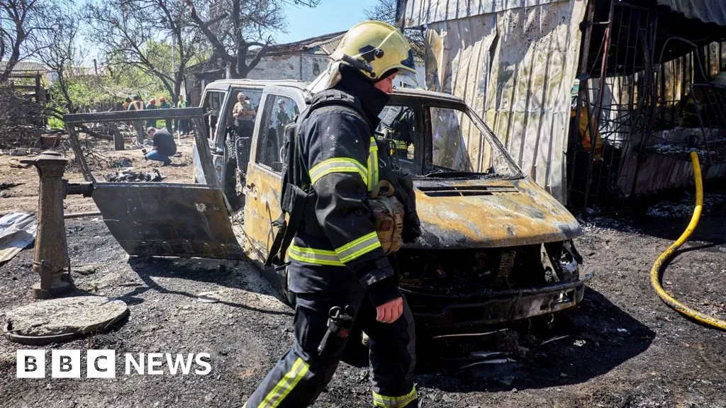 Russia and Ukraine trade blame as Victory Day ceasefire collapses within hours