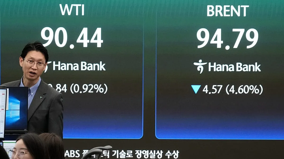 Oil prices fall as US-Iran talks hope drives global stock market rally