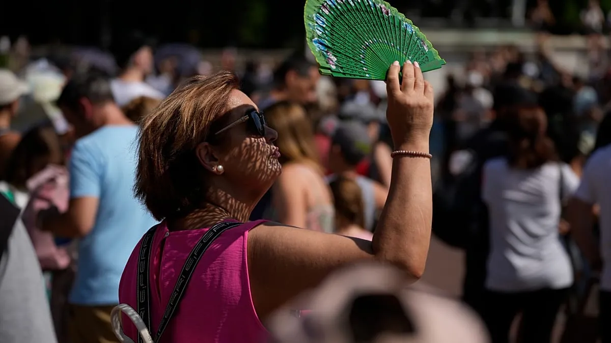 British hospital goes full 'only the dying, please' mode as heatwave turns UK into a massive soup