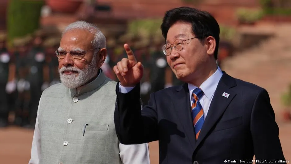 India and South Korea shake hands on a $50 billion trade bromance by 2030