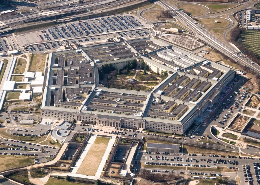 Pentagon fires newspaper watchdog for criticizing Pentagon, gets sued by newspaper watchdog