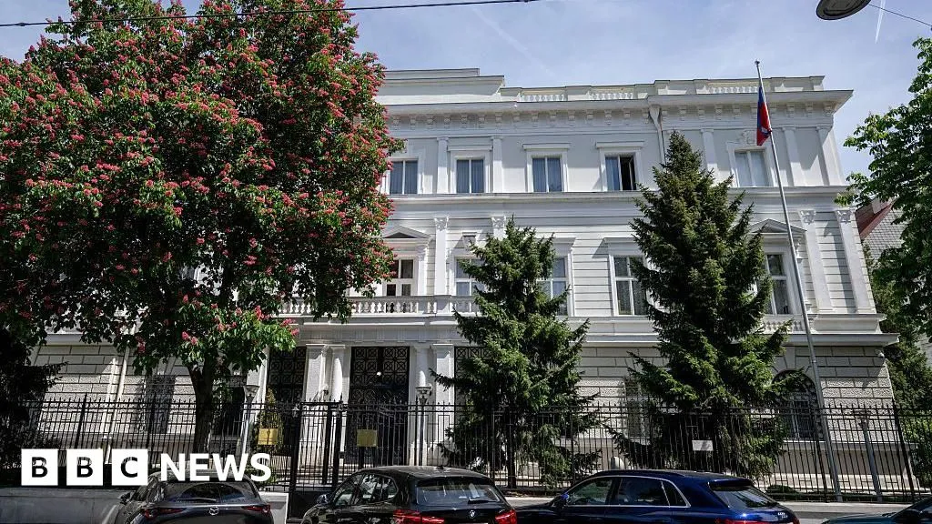 Austria kicks out three Russian spies who built a literal antenna farm on their roof