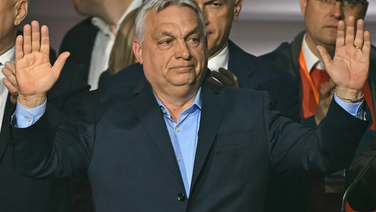 Trump announces blockade of Iranian ports as Orbán concedes defeat in Hungary